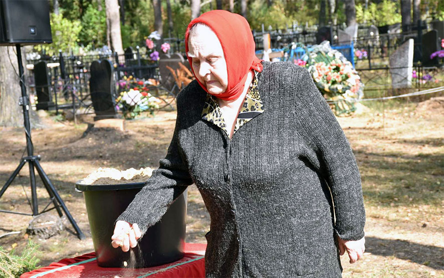 Перезахоронен в Берез район 5.jpg
