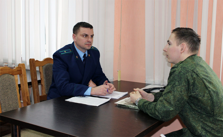 Профмероприятие в воинской части в Жодино 3.jpg Профмероприятие в воинской части в Жодино 3.jpg