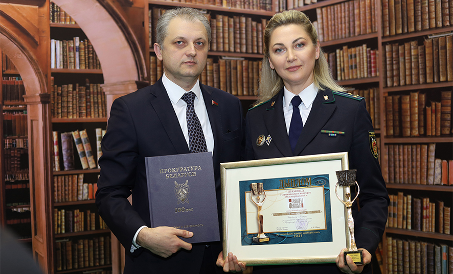 ХХХ Книжная выставка ярмарка Победители (2).JPG