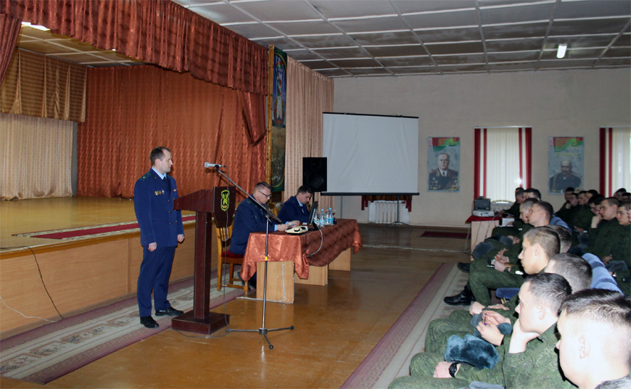 Профмероприятие в воинской части в Жодино.jpg