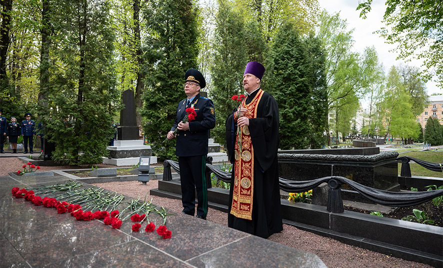 Возложение 2023-05-04 (5).jpg Возложение 2023-05-04 (5).jpg