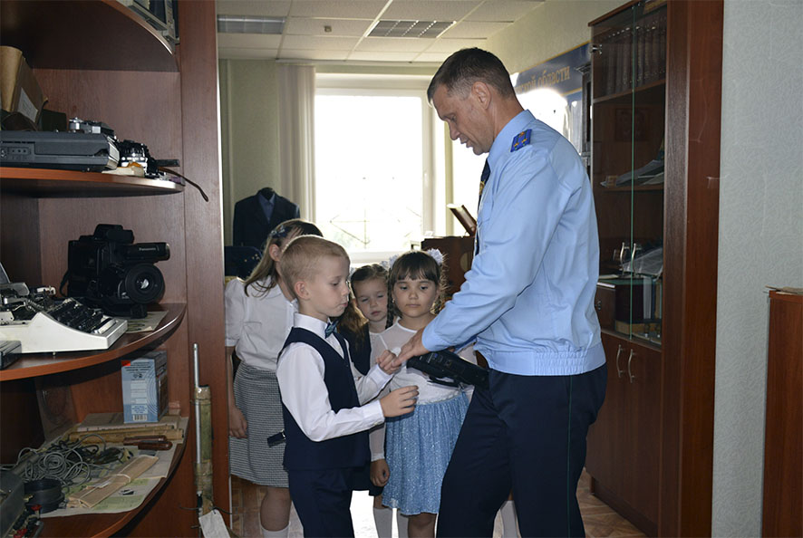 Поздравлен будущ первоклассн 5.jpg