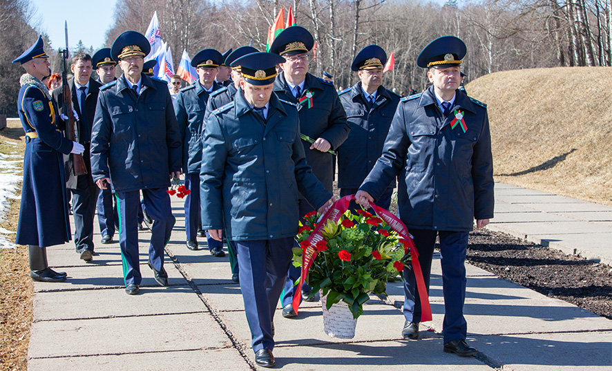 Митинг-реквием Хатынь (1).jpg Митинг-реквием Хатынь (1).jpg